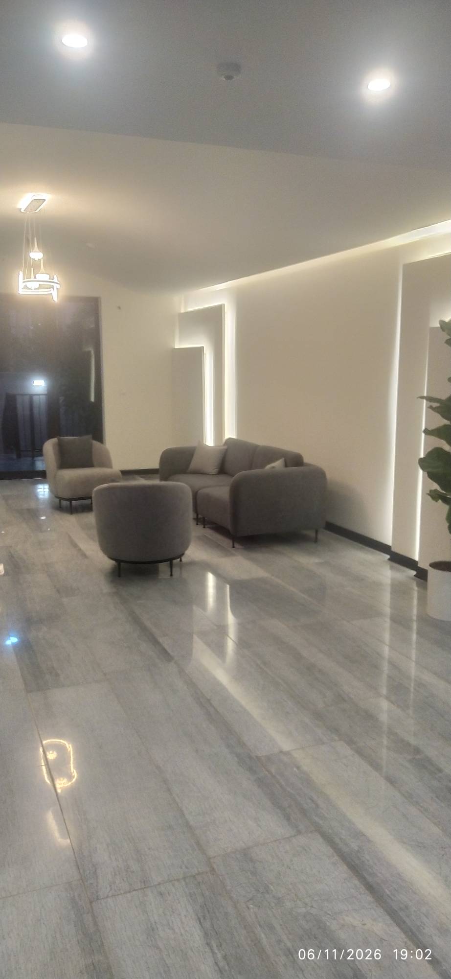 آپارتمان 85متری کارشناس فروش(احسان توانگر)کد03