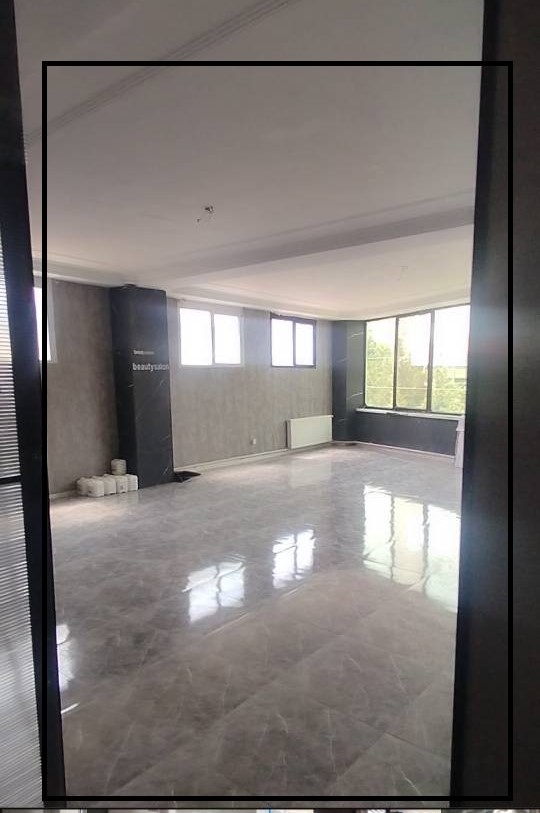 آپارتمان 130متری(کارشناس فروش خسته دل)